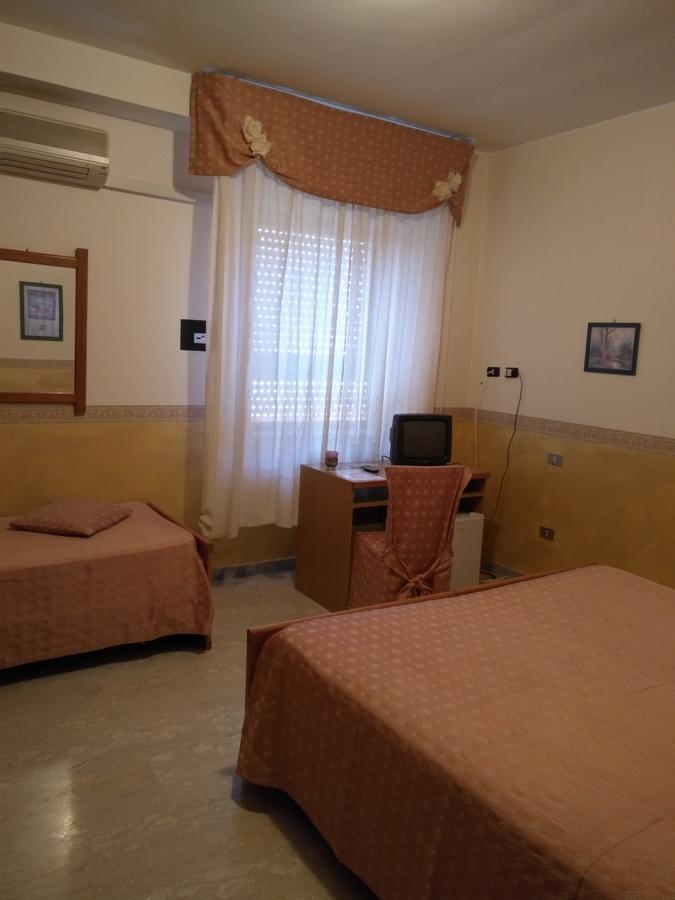 Affittacamere Diavin Vibo Valentia Exterior photo